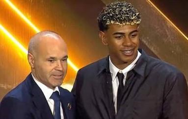 马卡：梅西参观诺坎普引发回归猜测，而美职联支持短期租借