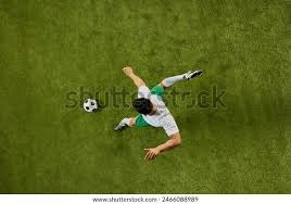 国王杯主场对阵皇马前，皇家社会号召球迷迎接球队大巴