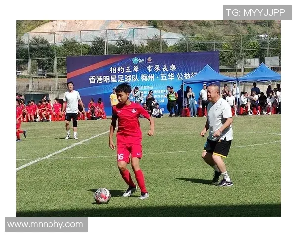 预选赛全胜零丢球，斯通斯：每个人都在其中发挥了作用